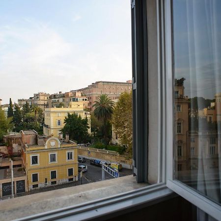 Апартаменти Amici Di Roma Екстер'єр фото