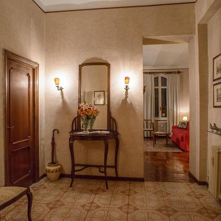 Апартаменти Amici Di Roma Екстер'єр фото