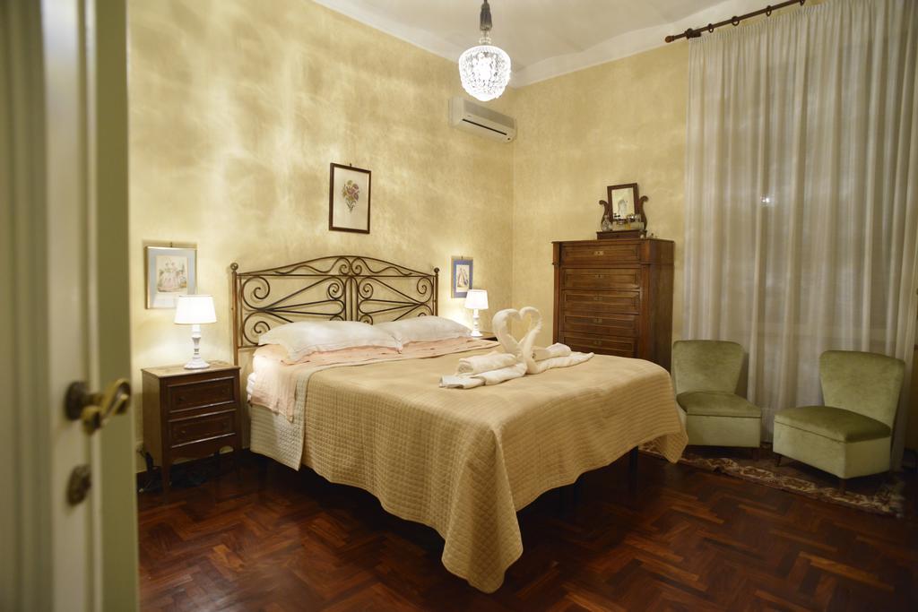 Апартаменти Amici Di Roma Екстер'єр фото